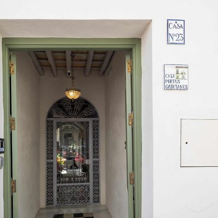 Casa Portus Gaditanus S XVIII Patio Andaluz Ел Пуерто де Санта Мария Стая снимка